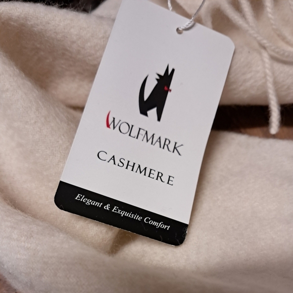 Cashmere/Wool Scarf NWT - Picture 2 of 3